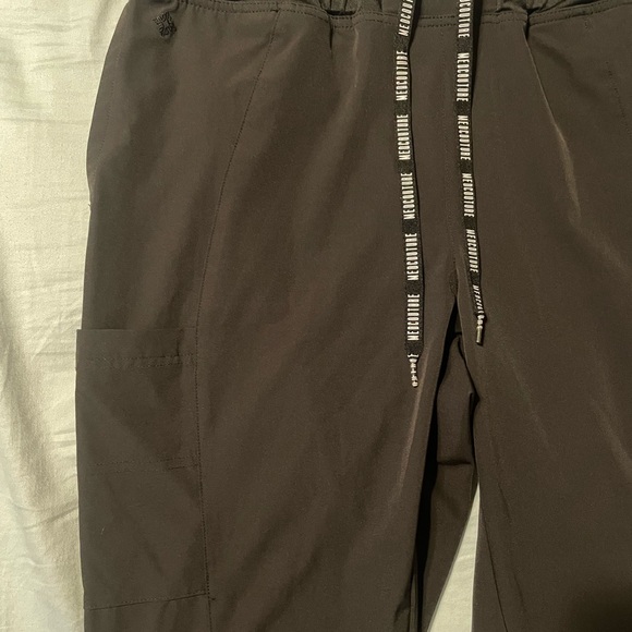 MedCouture Black Scrub Joggers - Picture 4 of 7